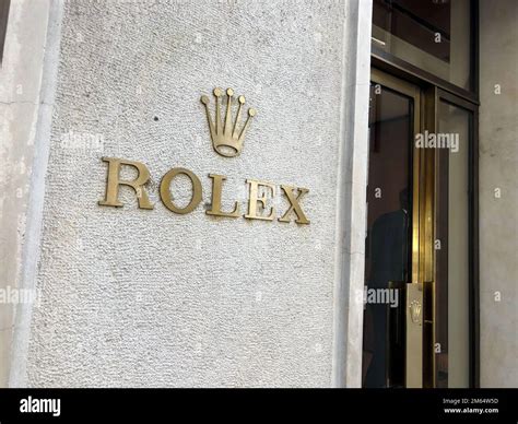 rolex dealers milan|rolex milano italy.